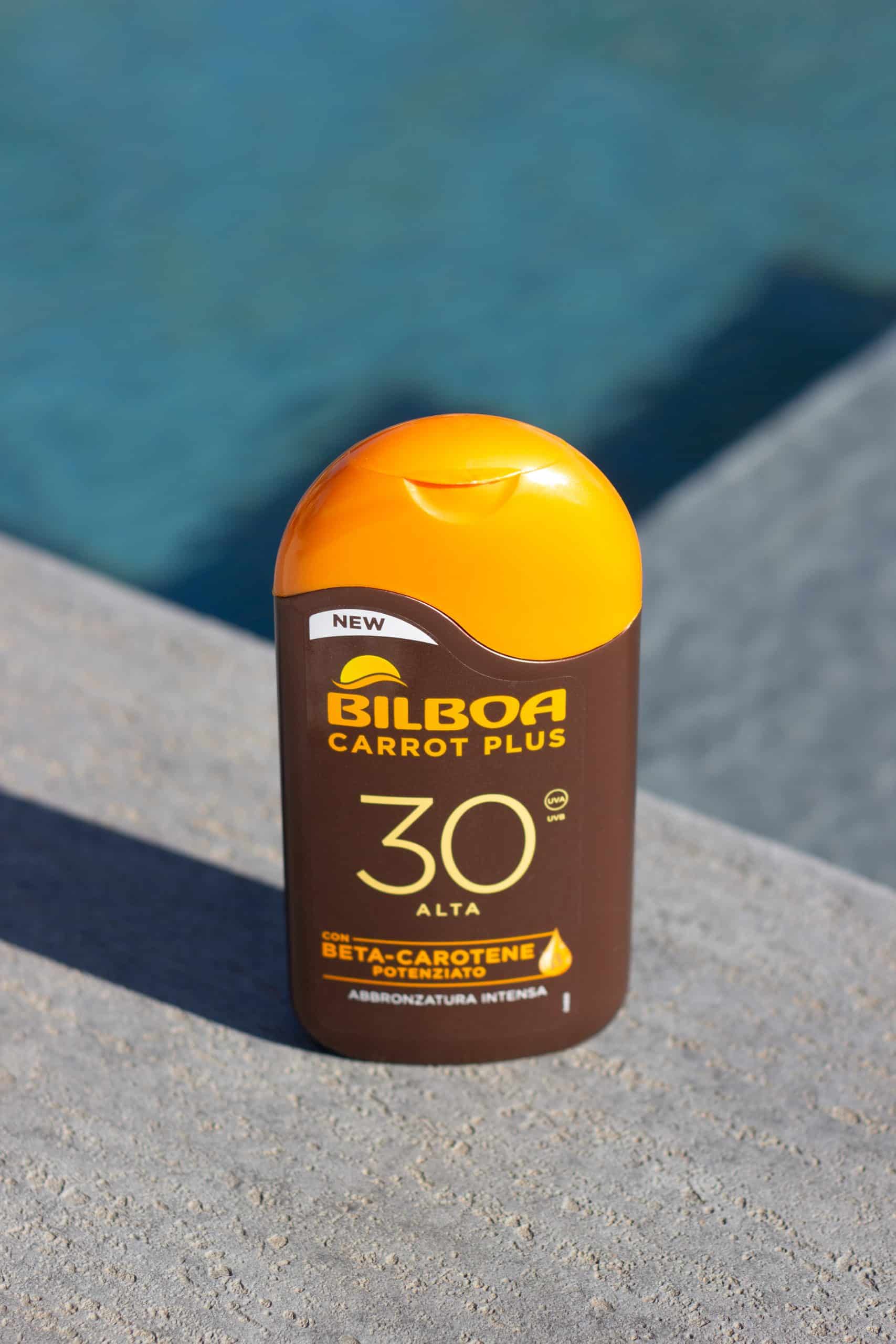 sun cream product shoot lifestyle pool